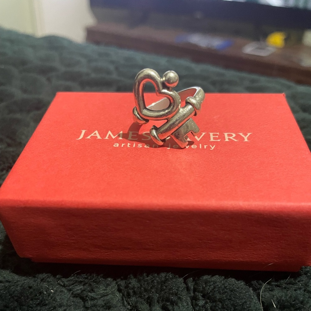James Avery key to my heart ring